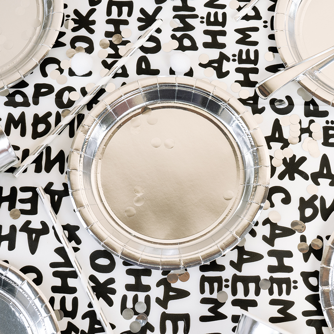 Скатерть одноразовая, С Днем Рождения (шрифты), 137*183 см, 1 шт.