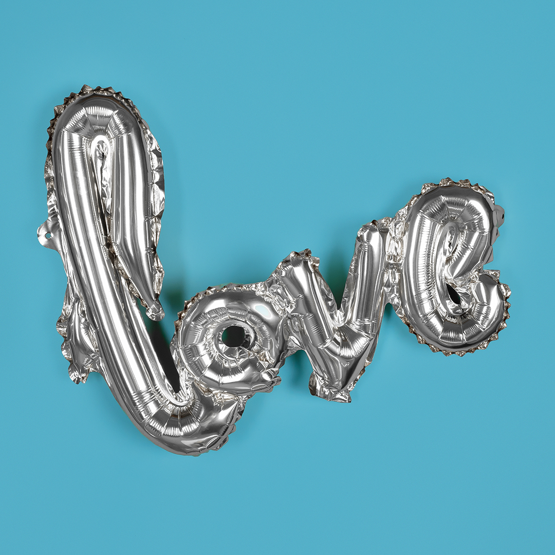 Шар (41''/104 см) Фигура, Надпись "Love", Серебро, 1 шт.