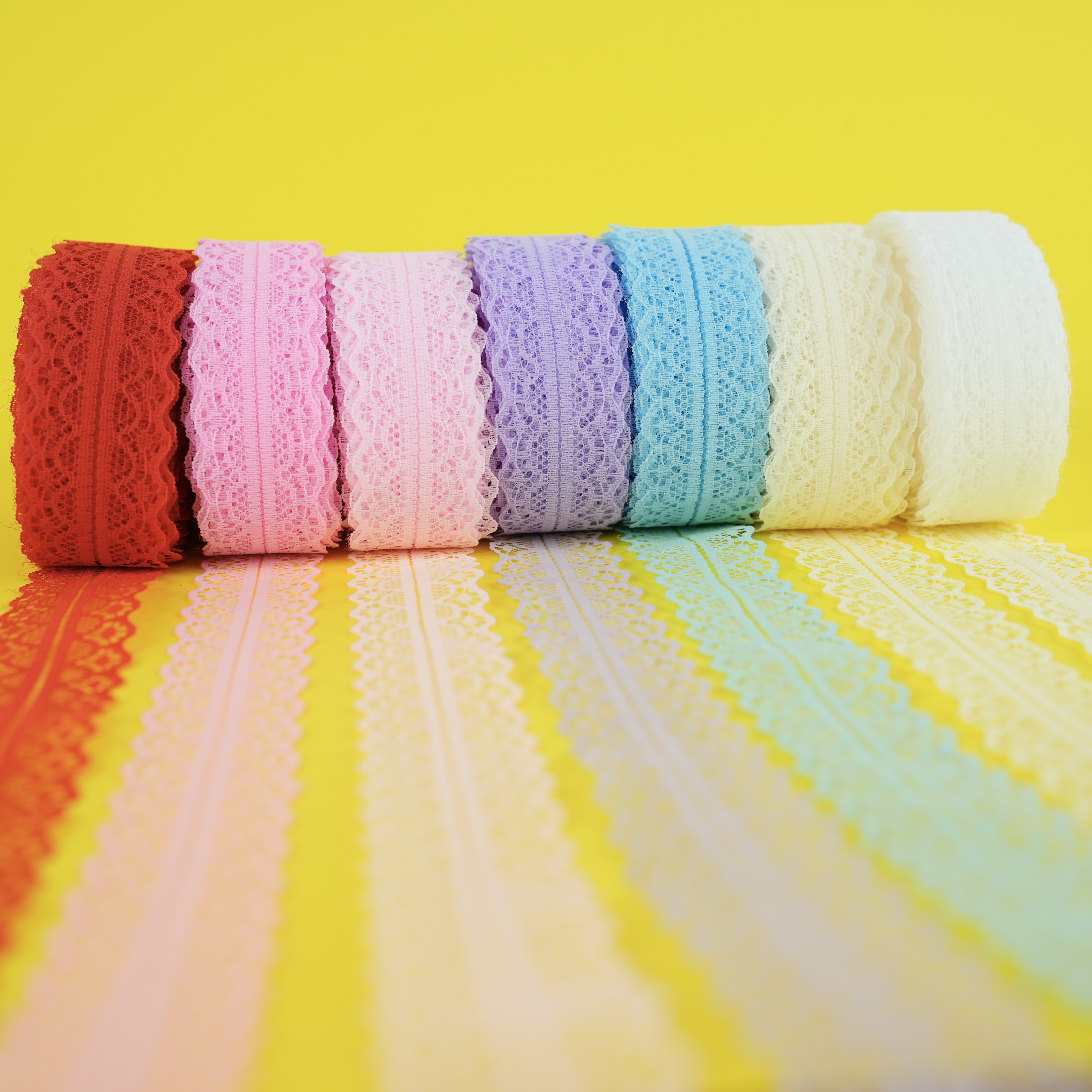 Декоративная лента (3 см*10 м) Тонкое Кружево, Светло-розовый, 1 шт.