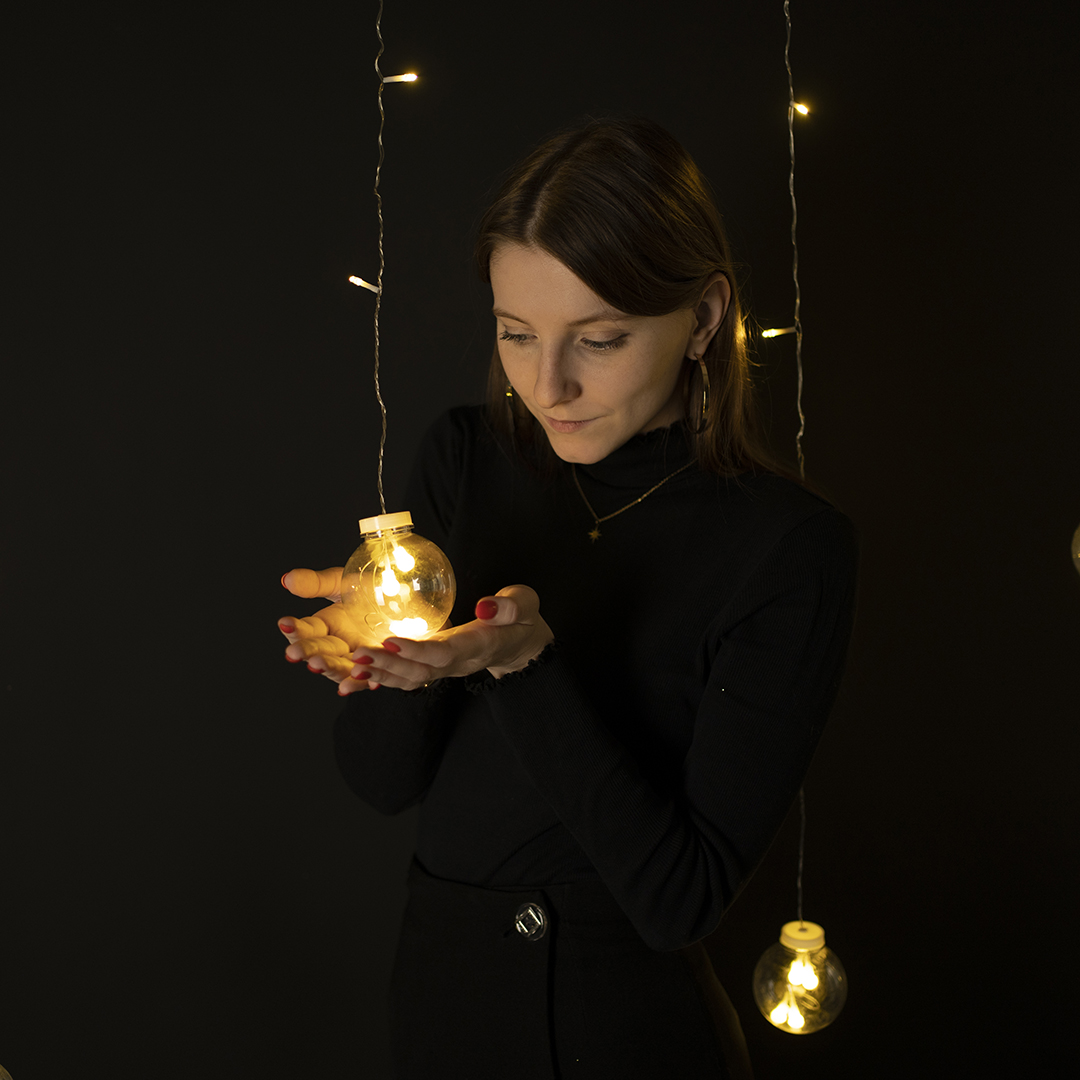 Светодиодная гирлянда Лампочки, 108 LED, 12 фигур, 8 режимов, IP 14, 1*3,5 м. Теплый белый, 1 шт.