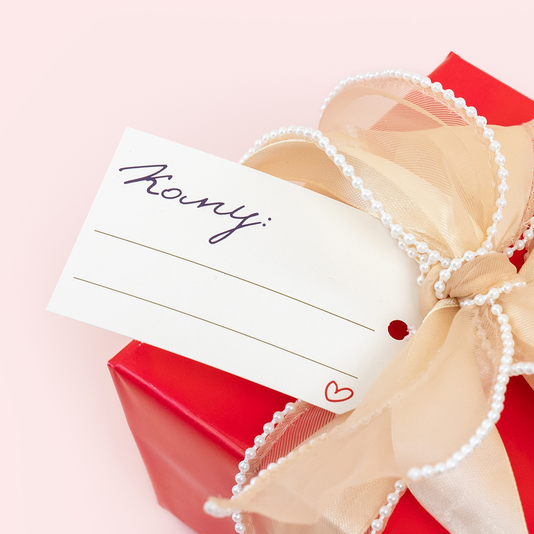 Бирки для подарков, Кому (сердечко), 5*8 см, 20 шт.