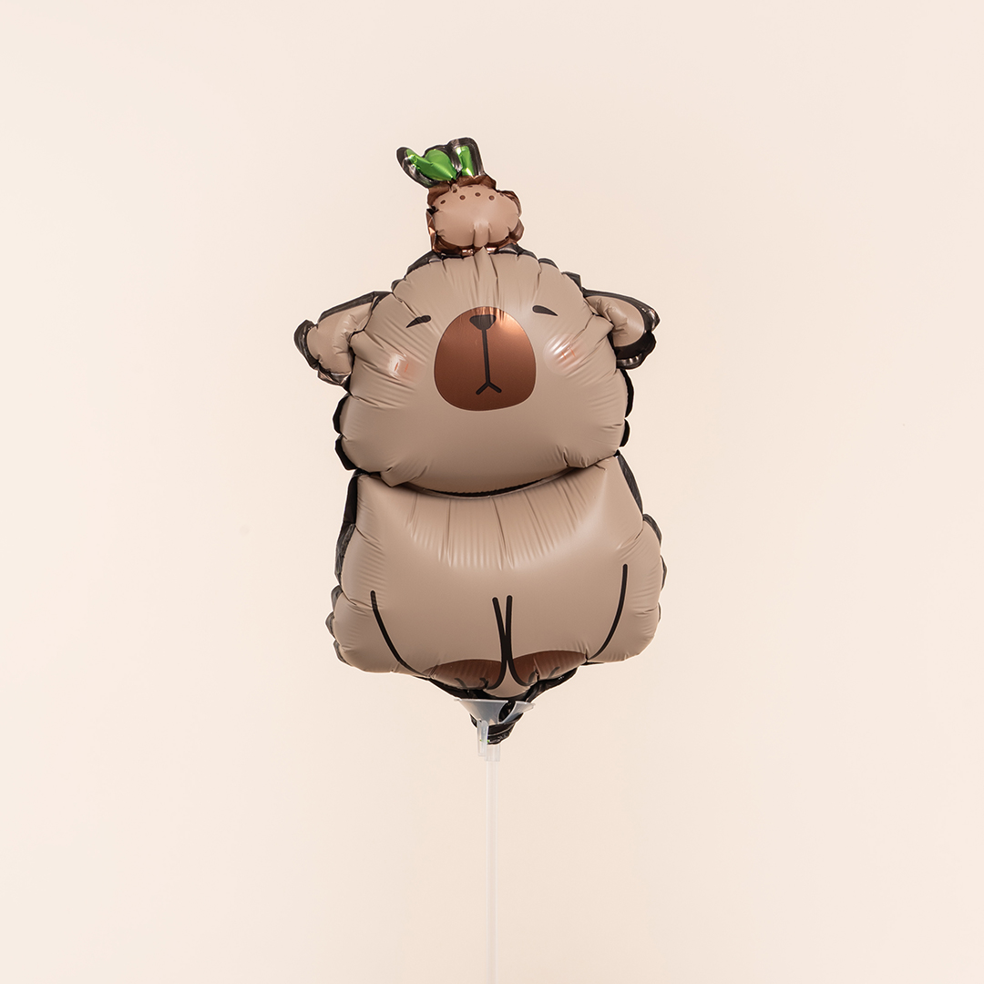 Шар с клапаном (17''/43 см) Мини-фигура, Капибара с апельсинкой, 1 шт.