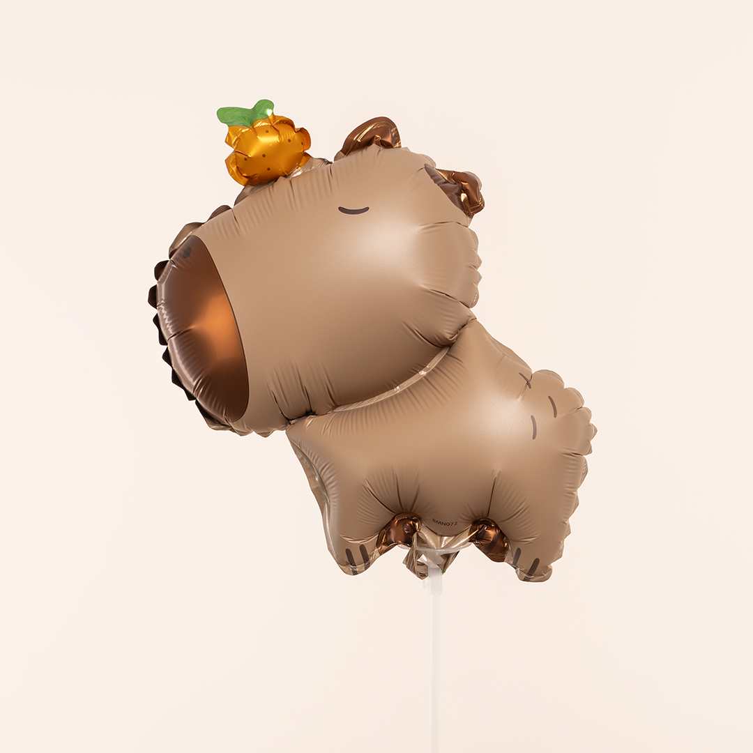 Шар с клапаном (15''/38 см) Мини-фигура, Капибара с мандаринкой, 1 шт.