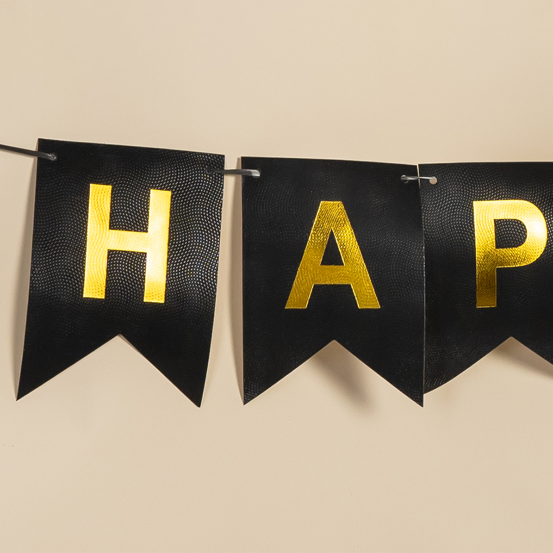 Гирлянда Флажки, Happy Birthday (фактура точки), Черный/Золото, Металлик, 500 см, 16*12 см, 1 упак.