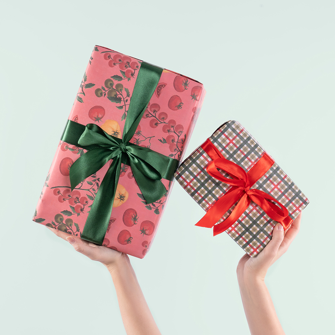 Упаковочная бумага 80гр (0,7*1 м) Помидорки, 2 ст, 10 шт.